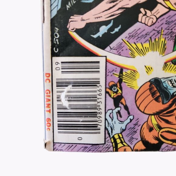 DC Comics Super Team Family Green Lantern Hawkman #12 Comic Book Bagged Boarded - Picture 3 of 3